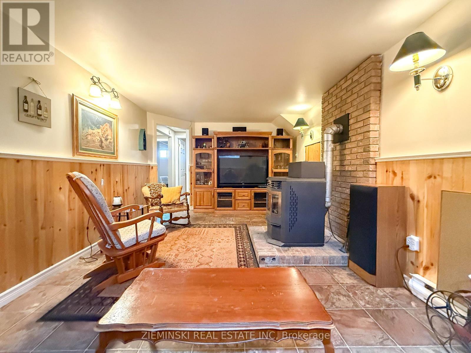 605 BRISTOL ROAD - 27