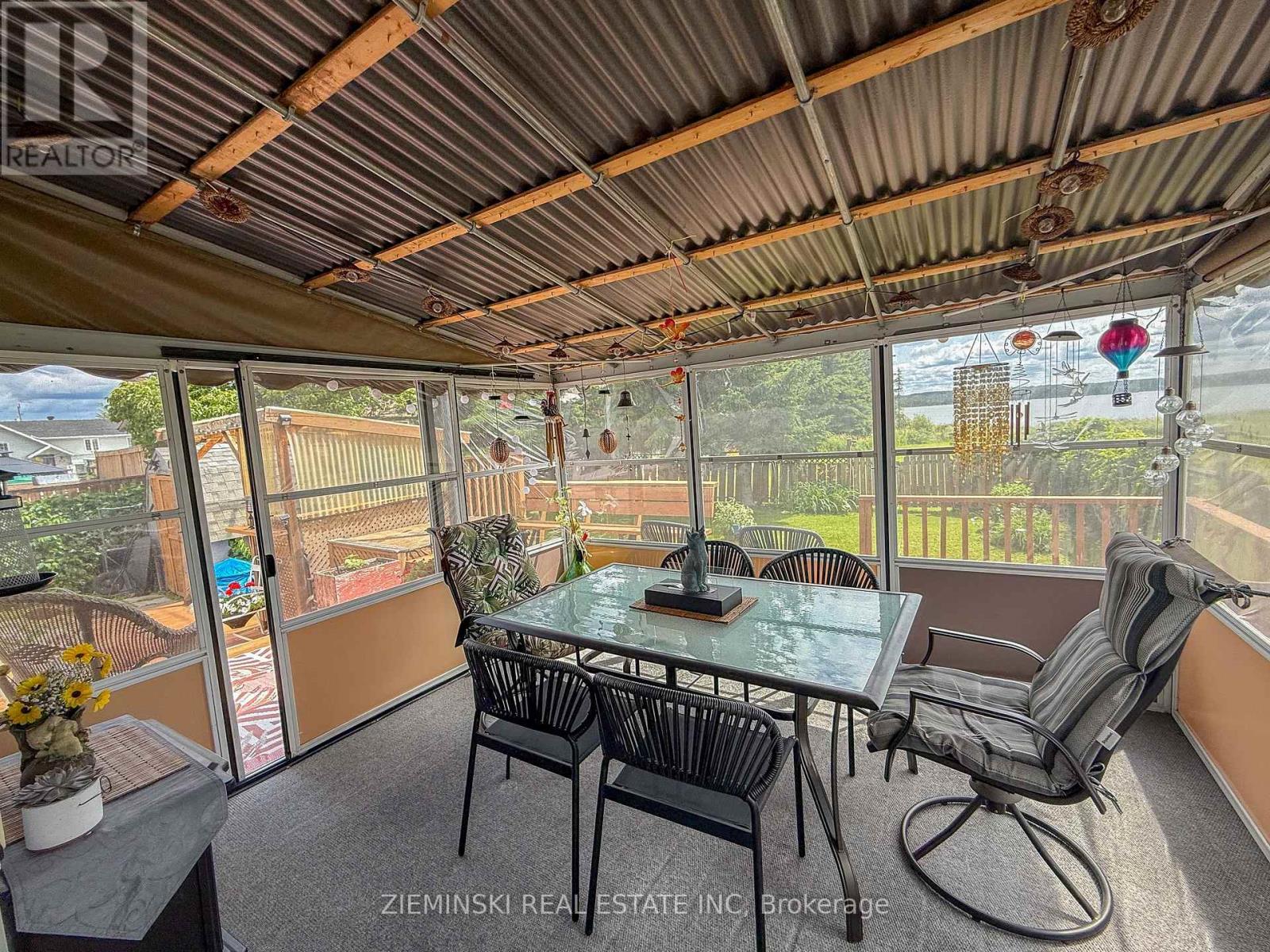 605 BRISTOL ROAD - 5