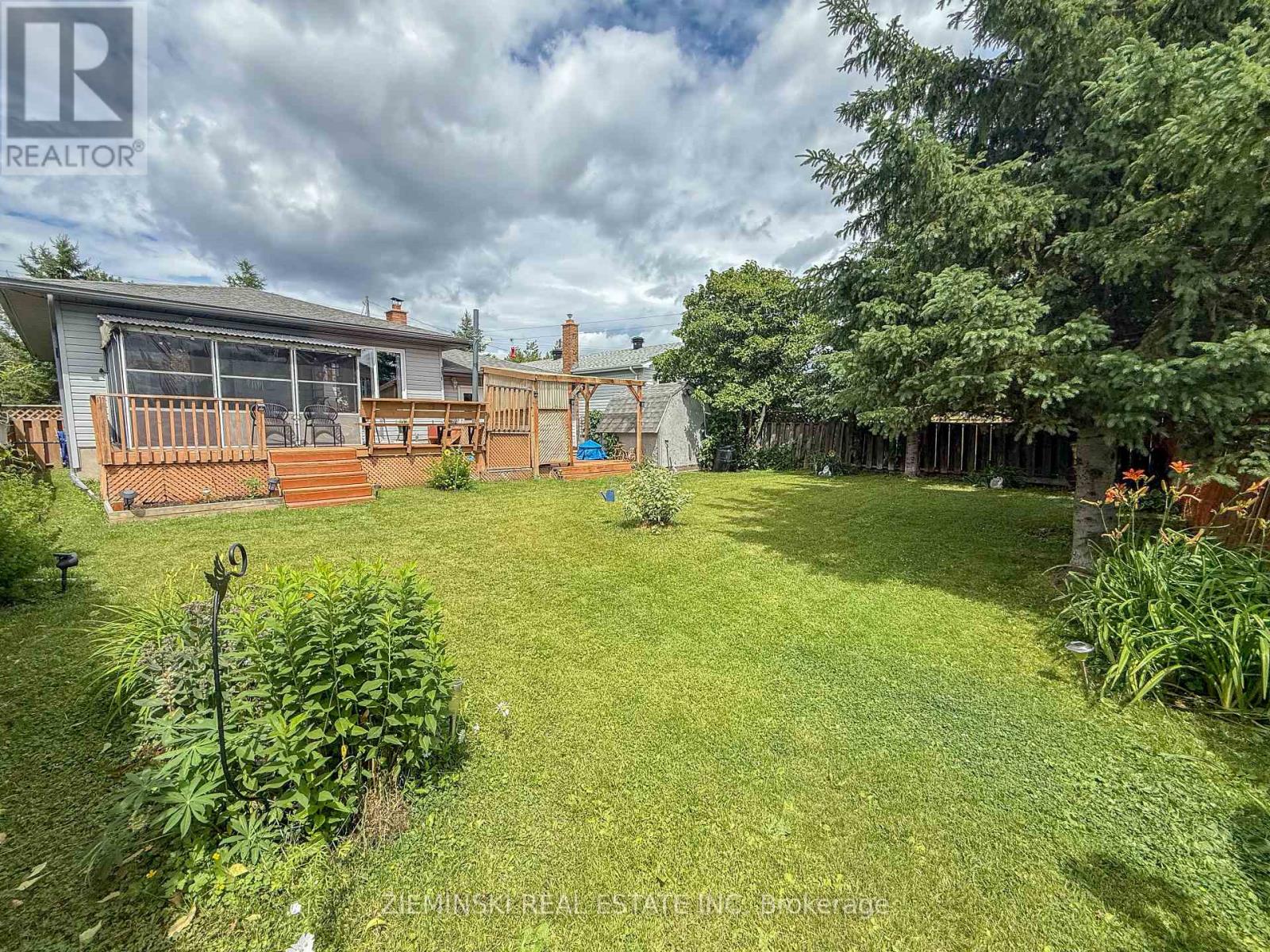 605 BRISTOL ROAD - 7