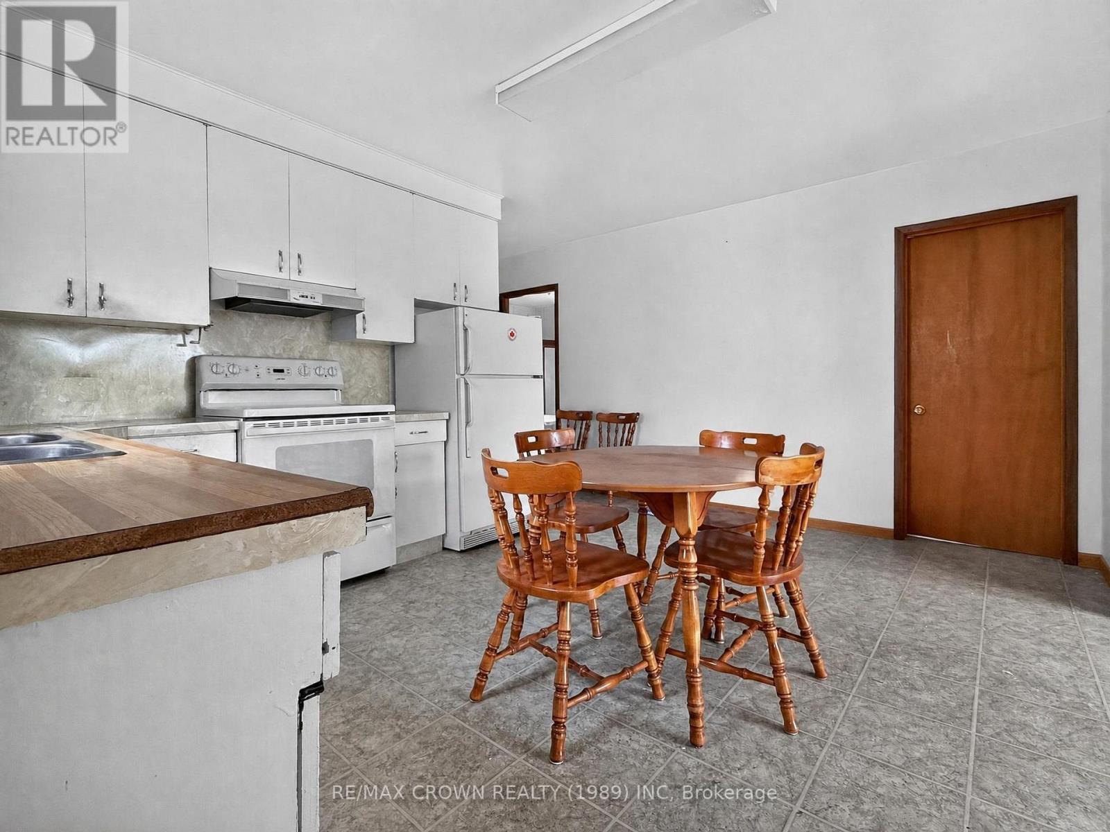 706 PRINCE STREET - Image 13