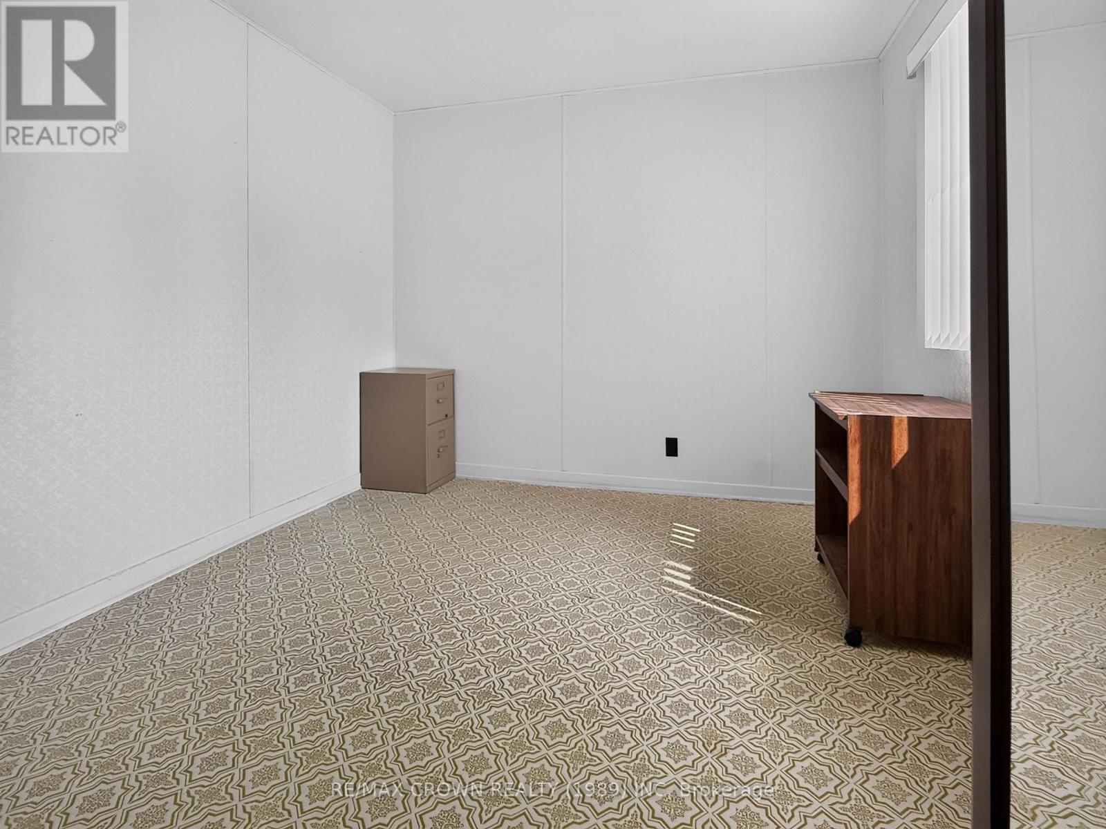 706 PRINCE STREET - Image 25
