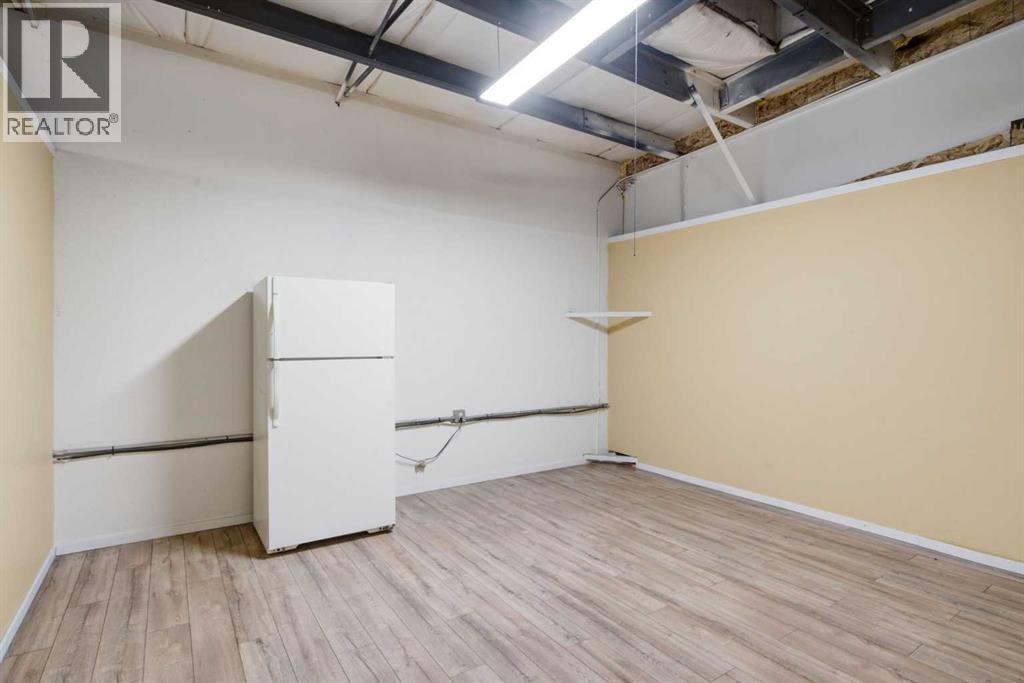 220 3 Street Northeast - Photo 25