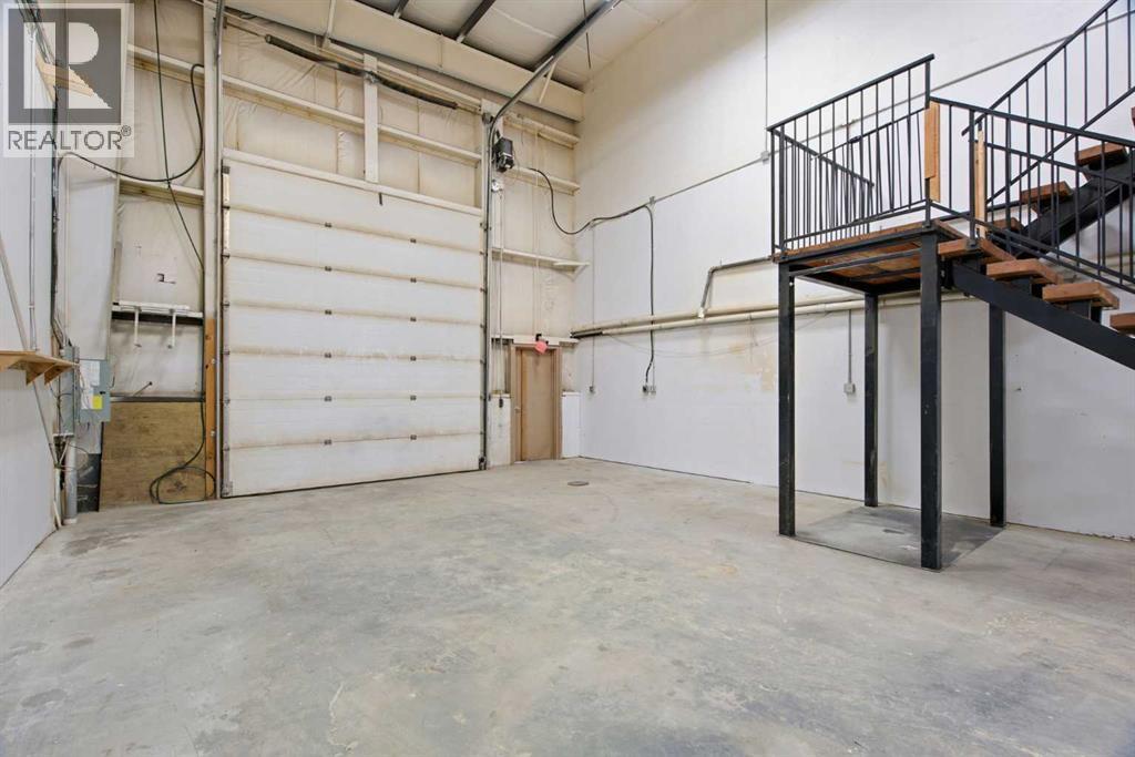 220 3 Street Northeast - Photo 15