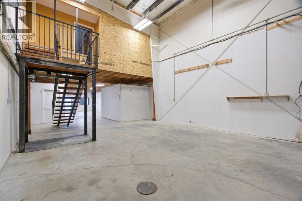 220 3 Street Northeast - Photo 18
