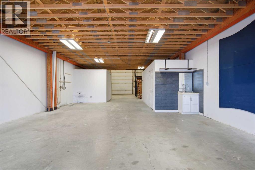 220 3 Street Northeast - Photo 8