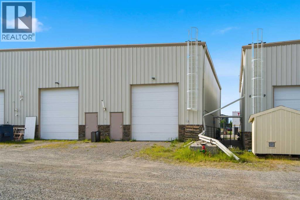 220 3 Street Northeast - Photo 38
