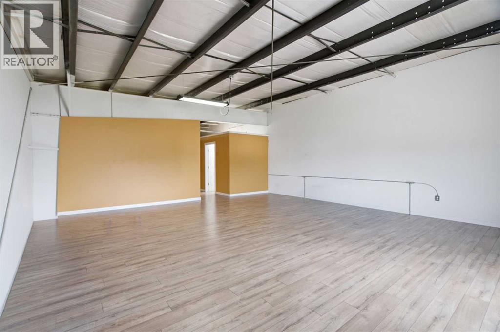 220 3 Street Northeast - Photo 32