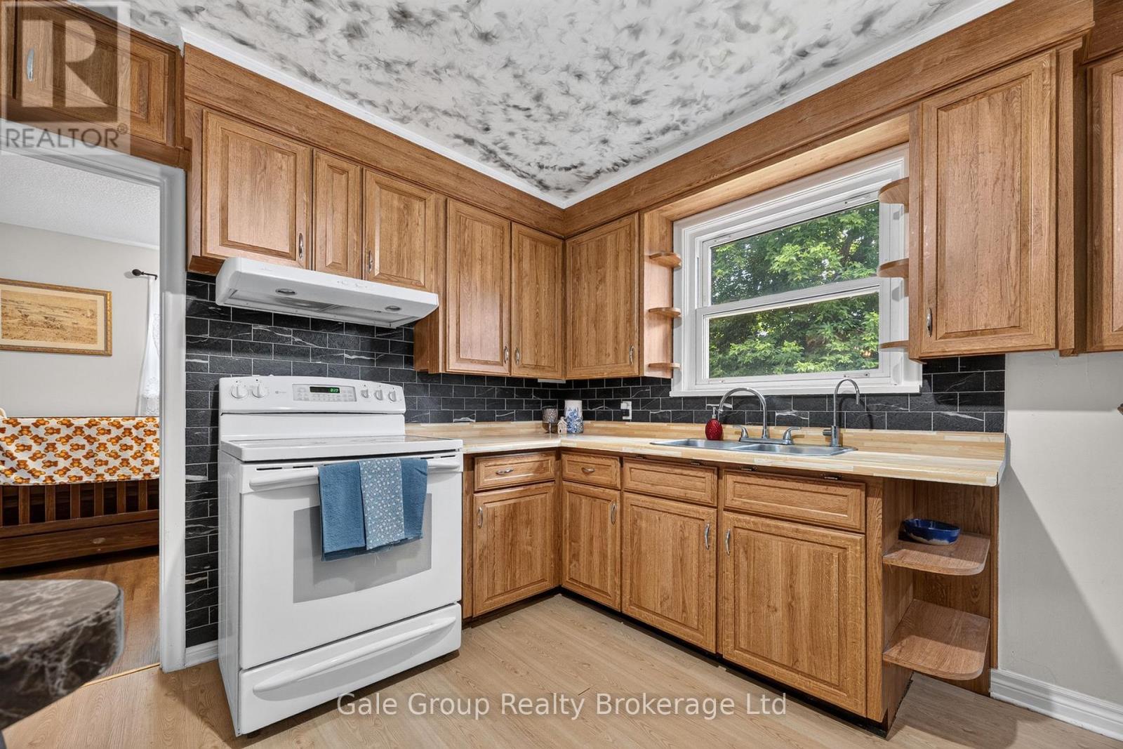 1 BRITTON DRIVE - 9
