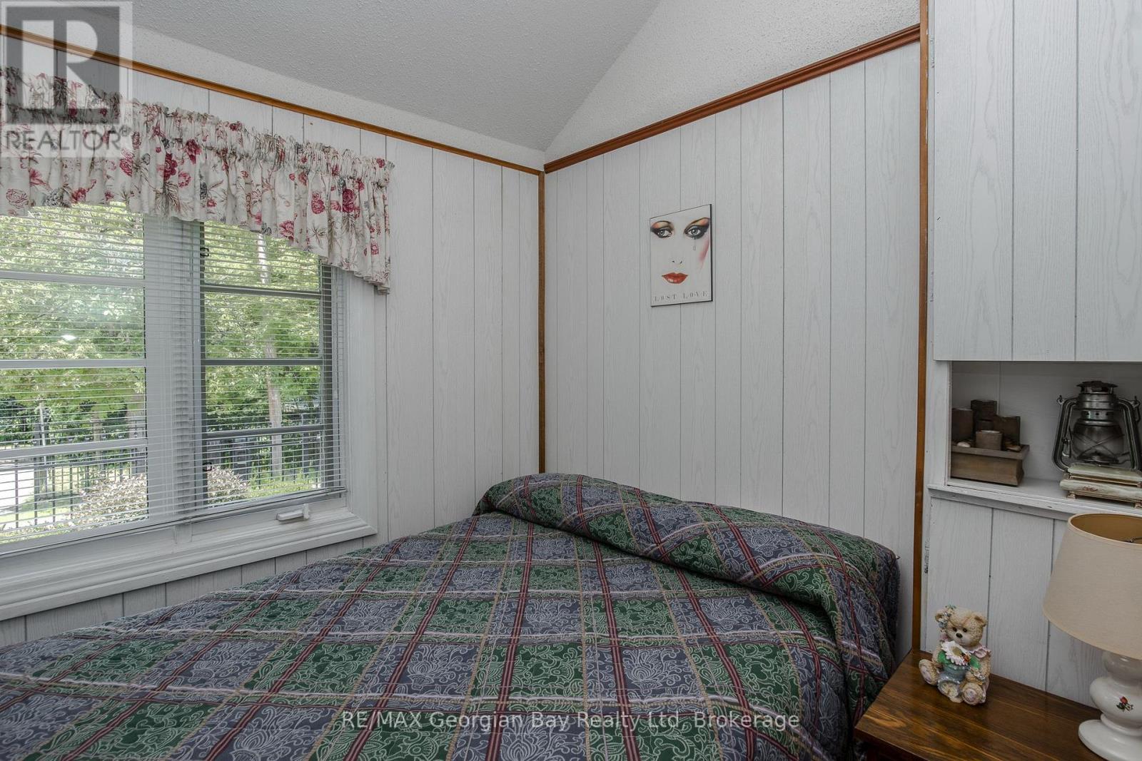 3 BROOKSIDE DRIVE - 16