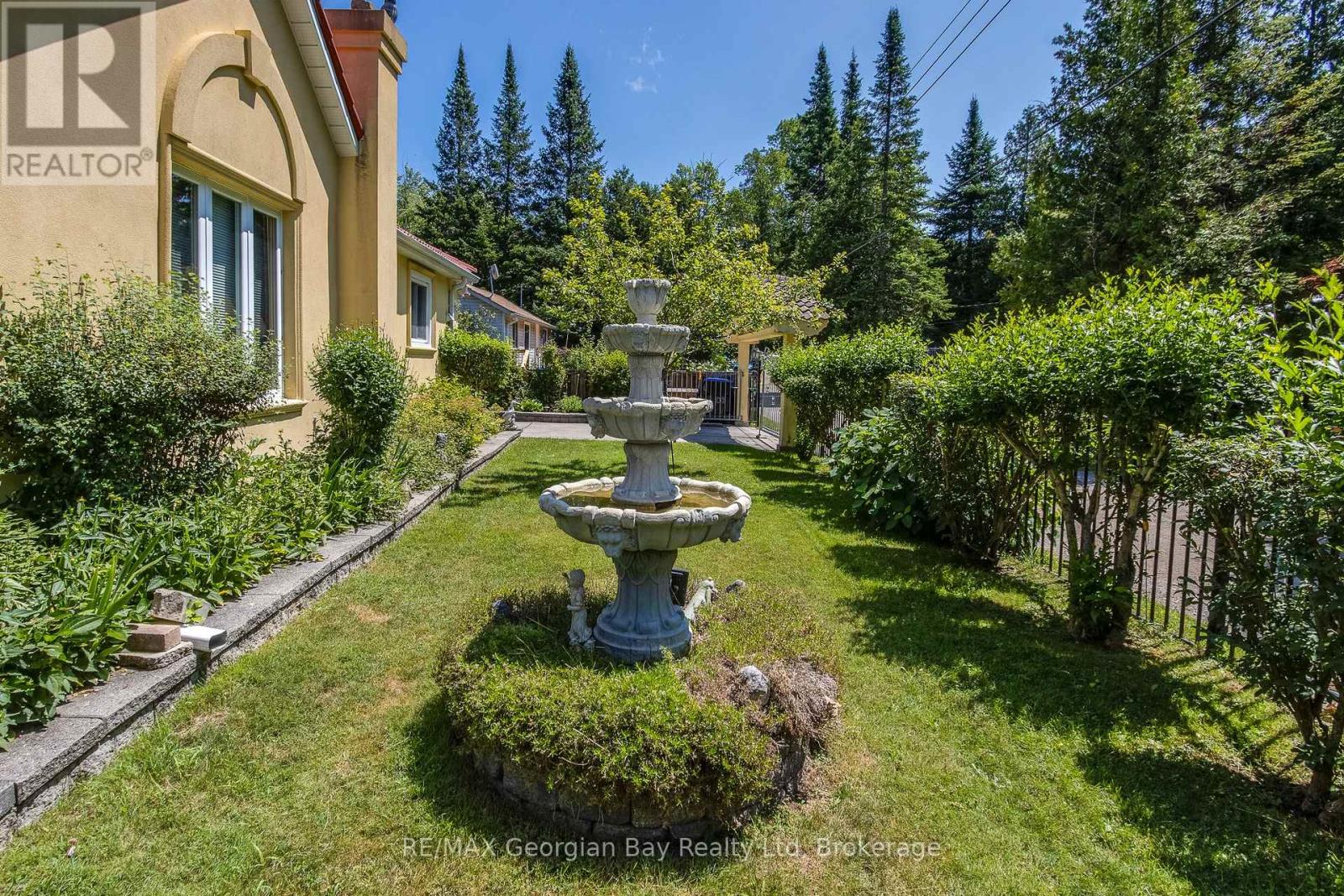3 BROOKSIDE DRIVE - 26