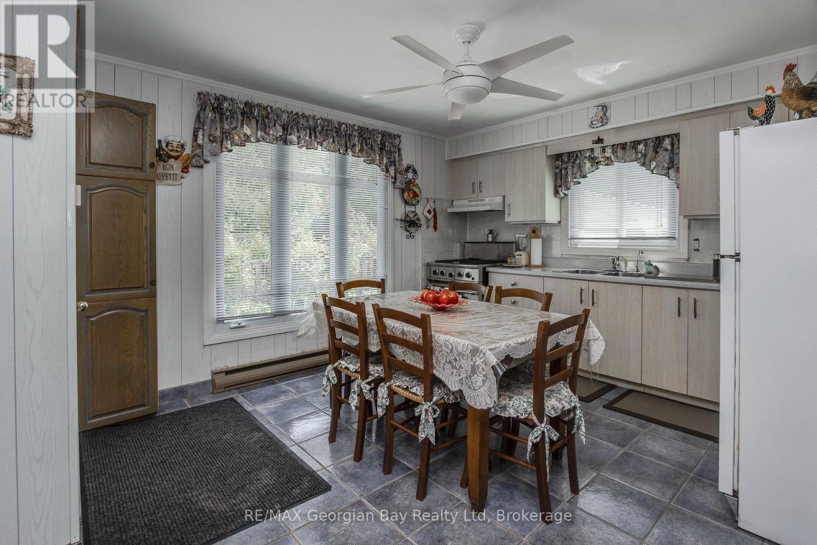 3 BROOKSIDE DRIVE - 7