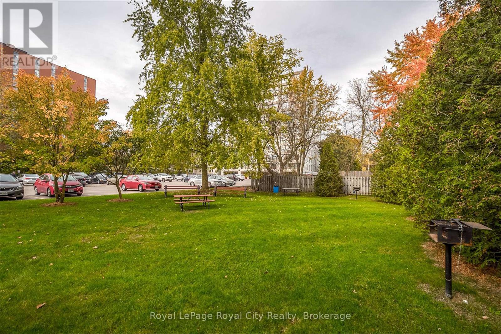 #606 358 WATERLOO AVENUE - 21