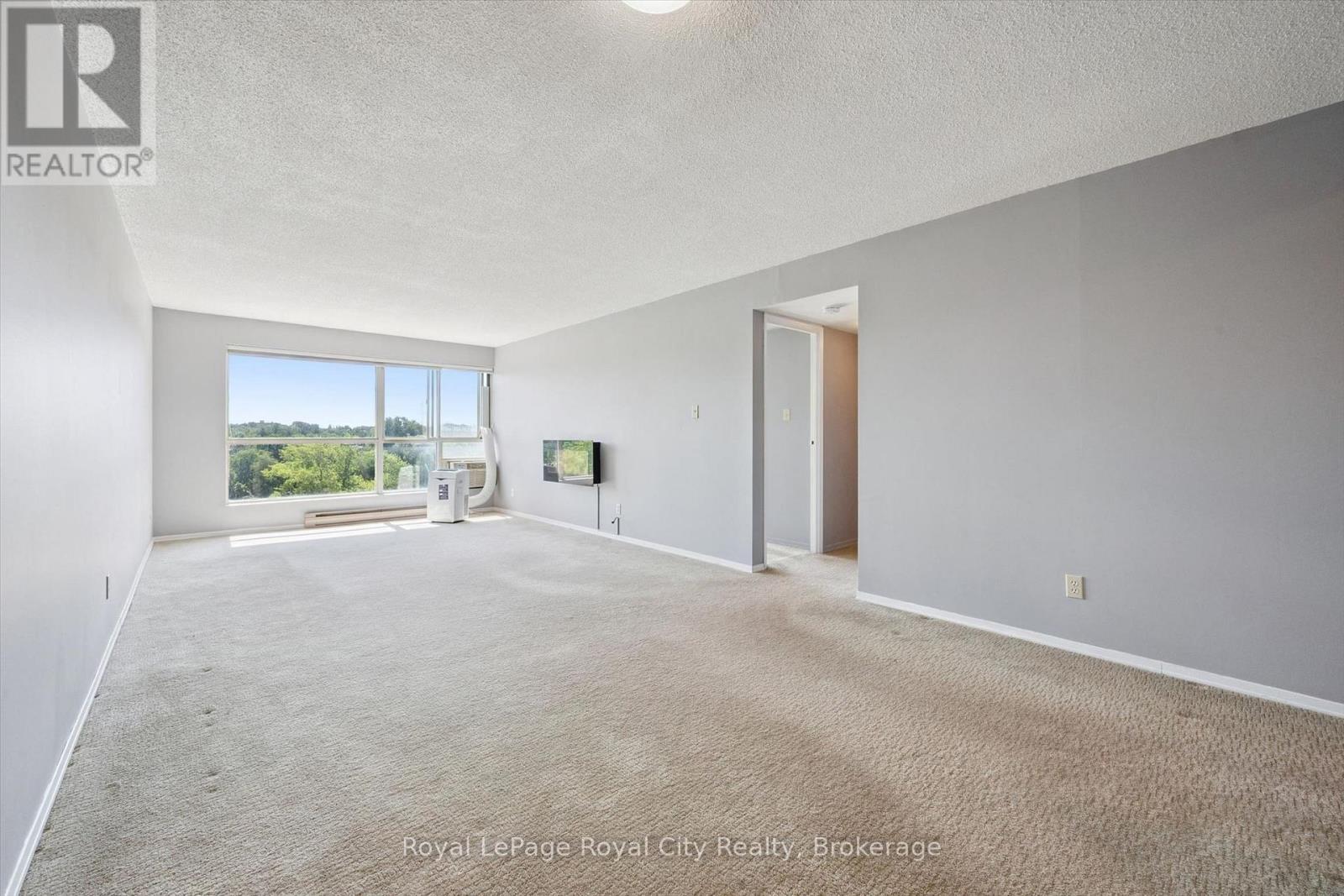 #606 358 WATERLOO AVENUE - 6