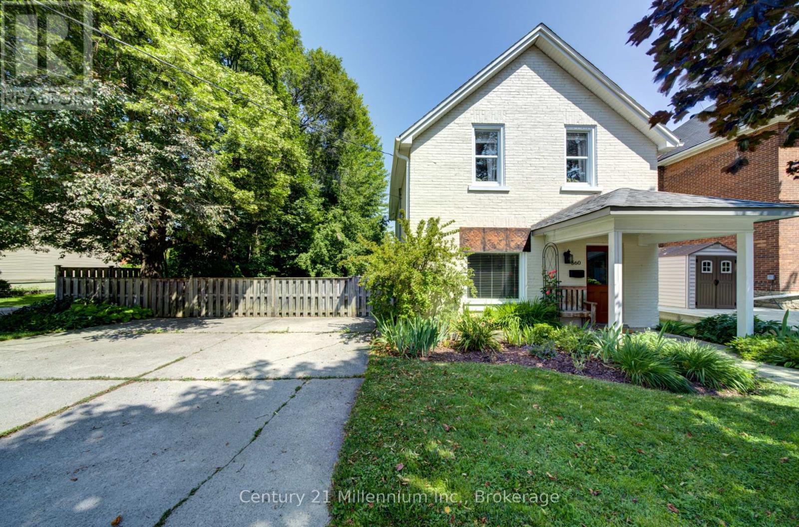 560 10TH ST A STREET W - 1