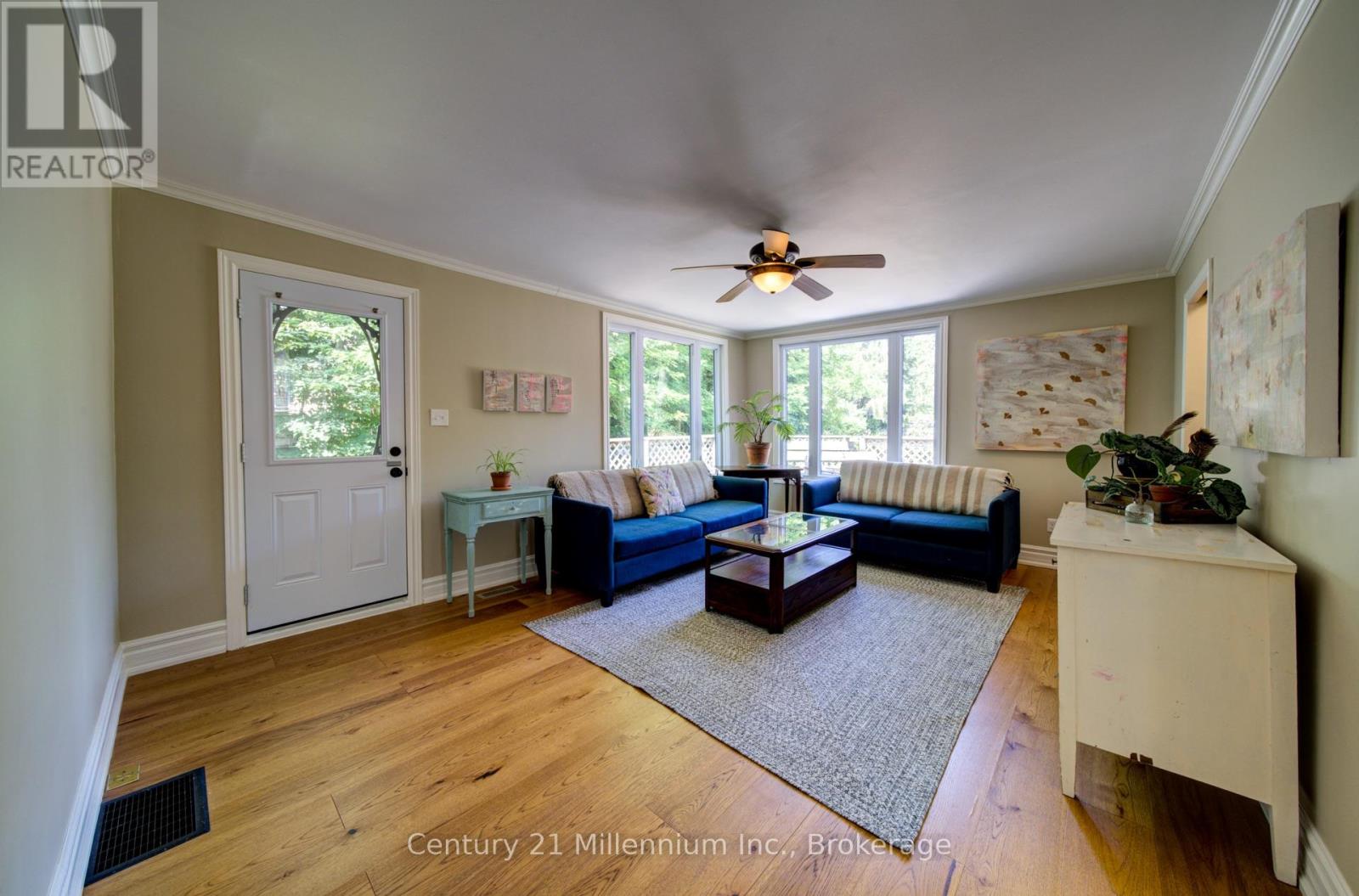 560 10TH ST A STREET W - 14