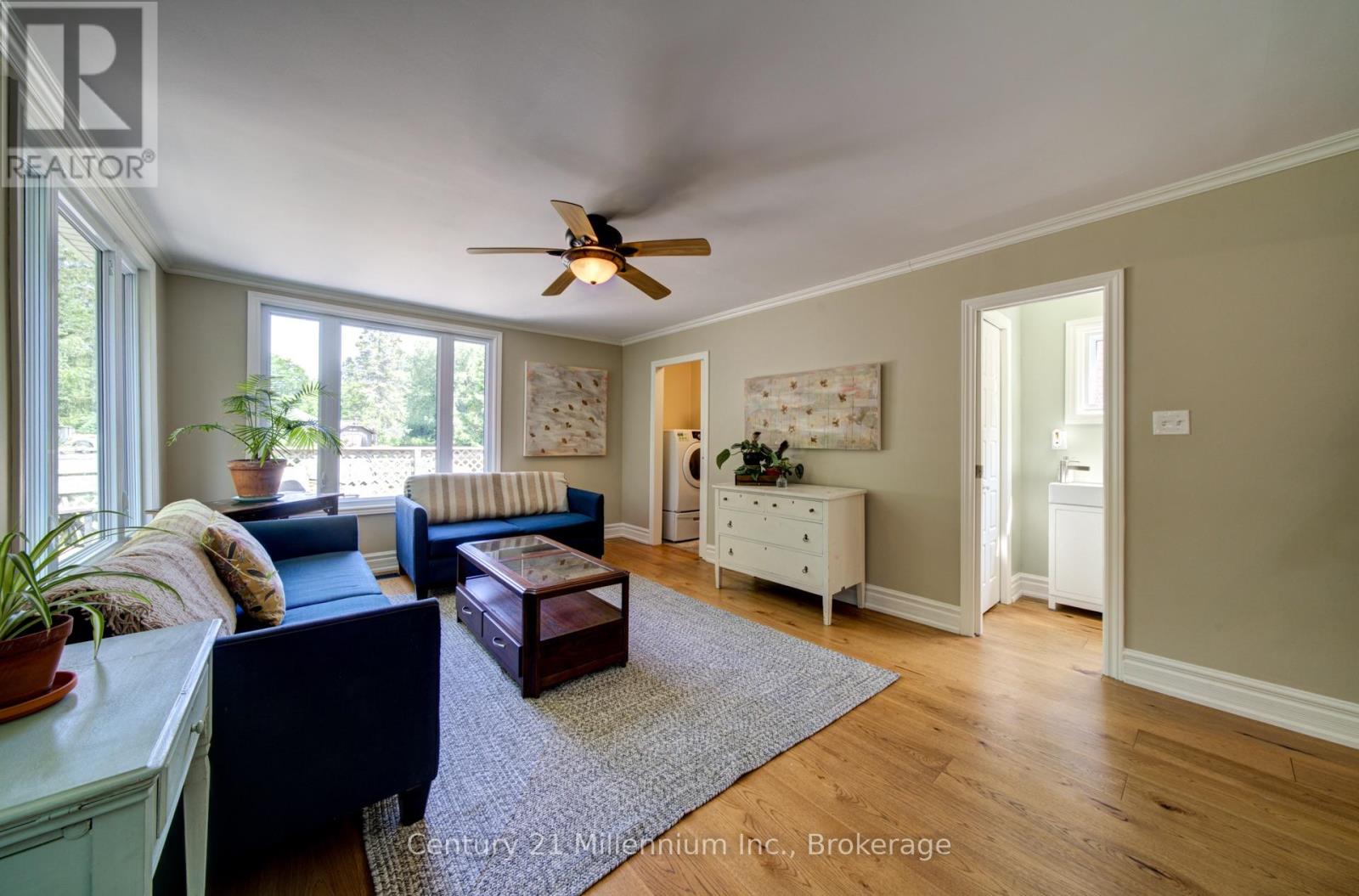 560 10TH ST A STREET W - 16