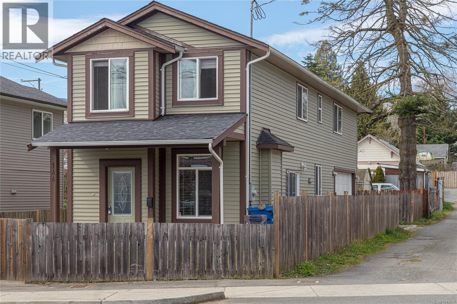 144 Victoria Rd - 1