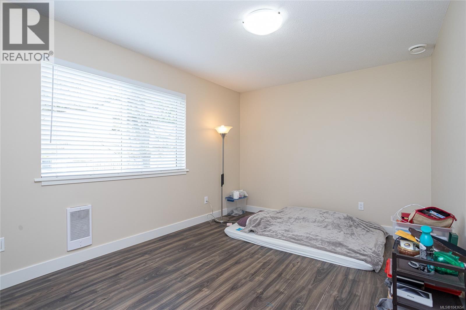 144 Victoria Rd - 16