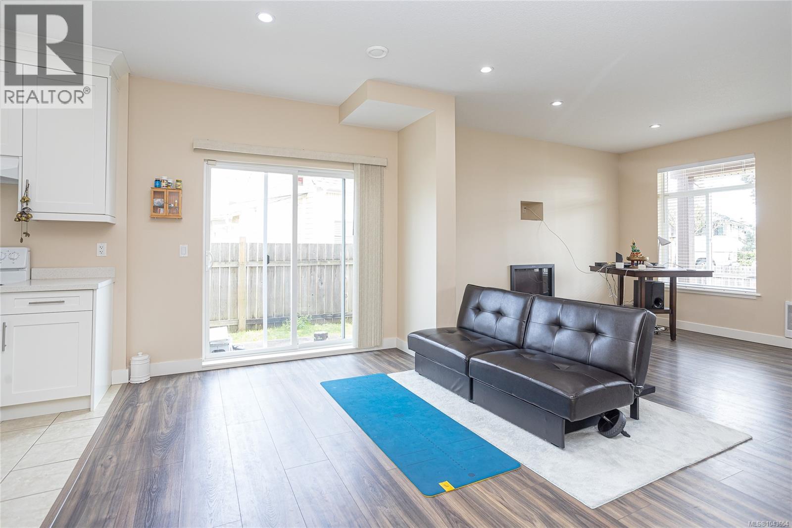 144 Victoria Rd - 6