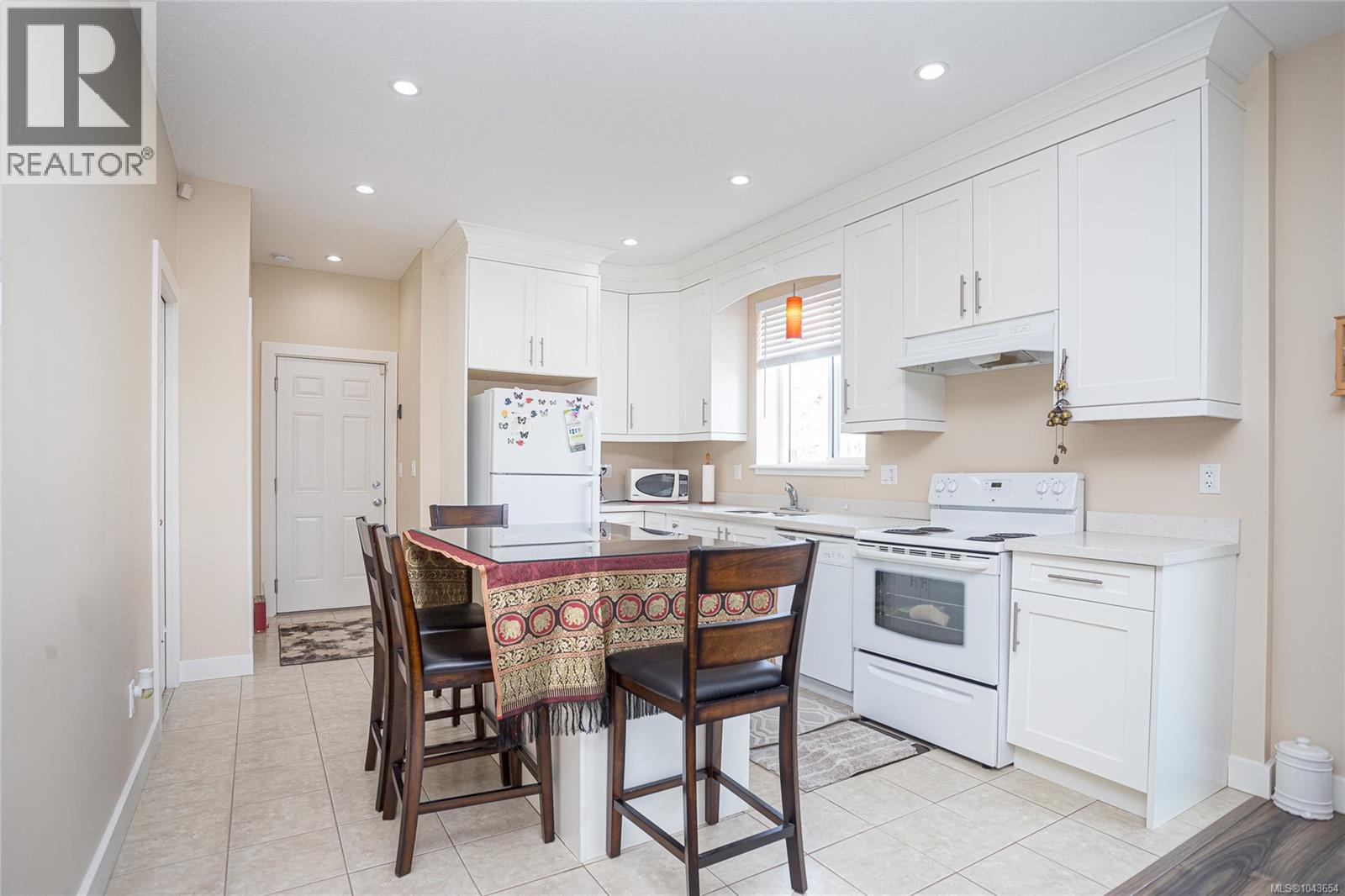 144 Victoria Rd - 8