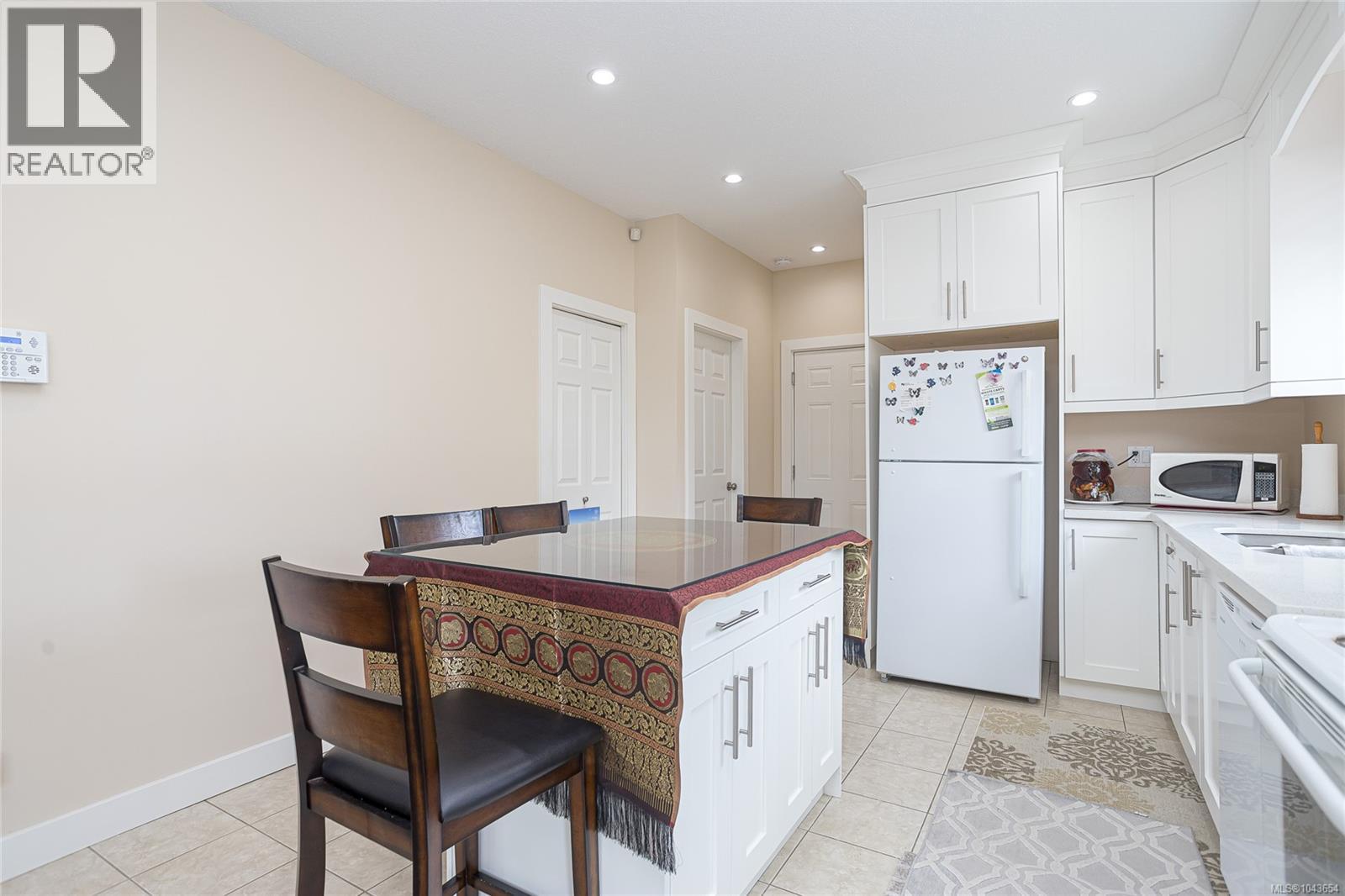 144 Victoria Rd - 9
