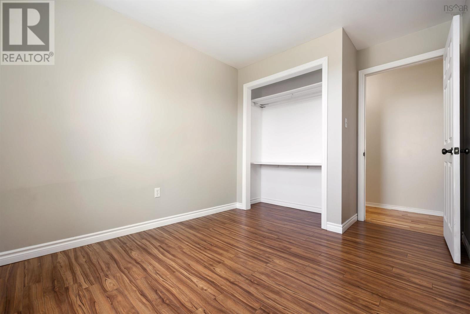 Property 29 of 49 of 14 Egerton Street