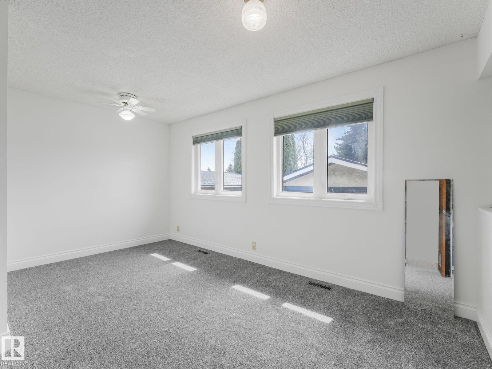 4512 20A AV NW - 23