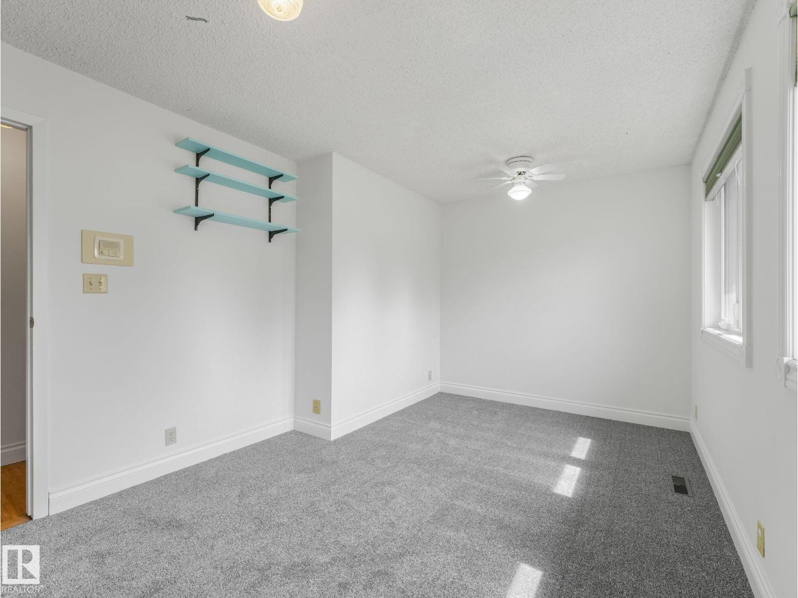 4512 20A AV NW - 24