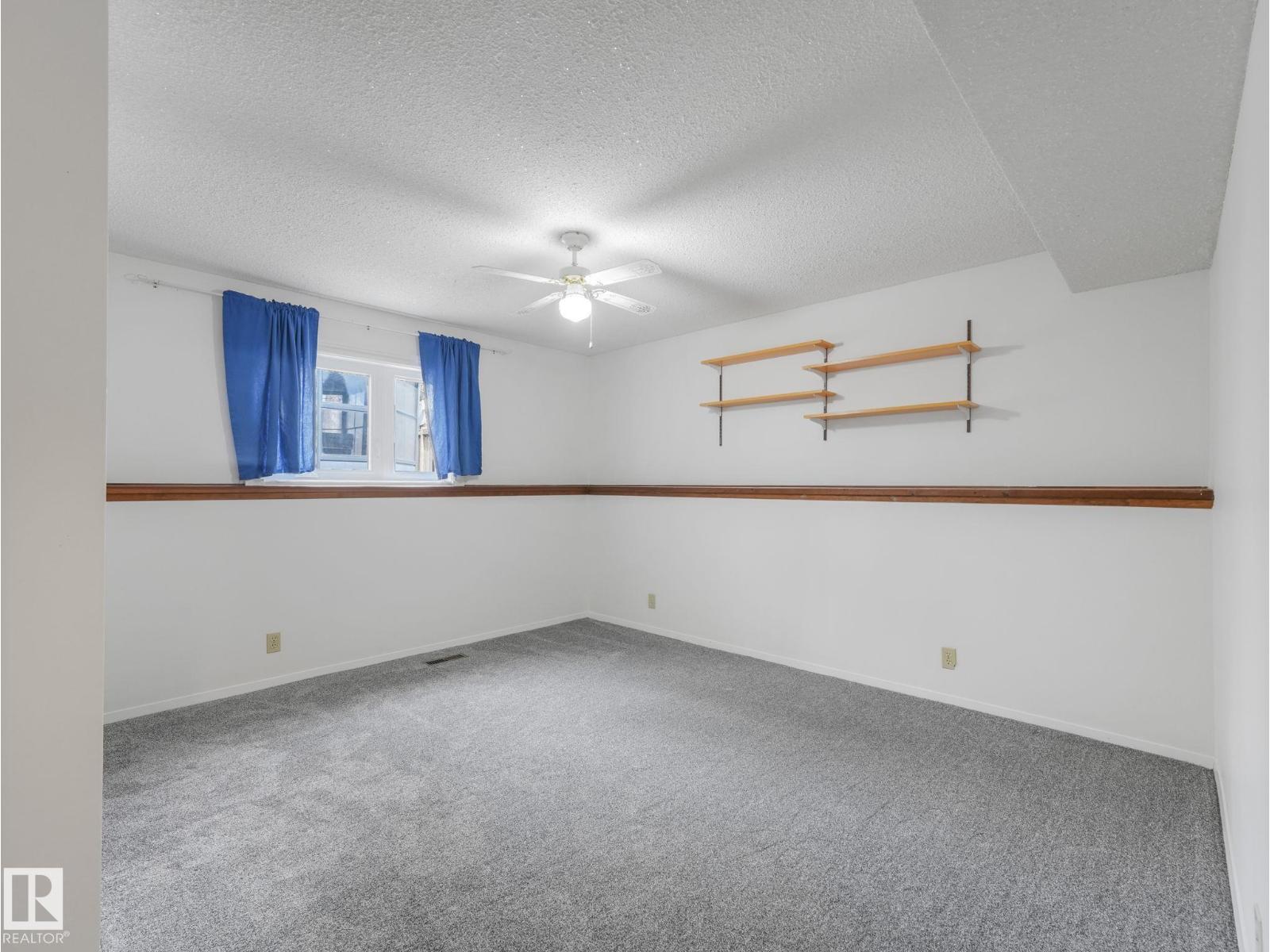 4512 20A AV NW - 31