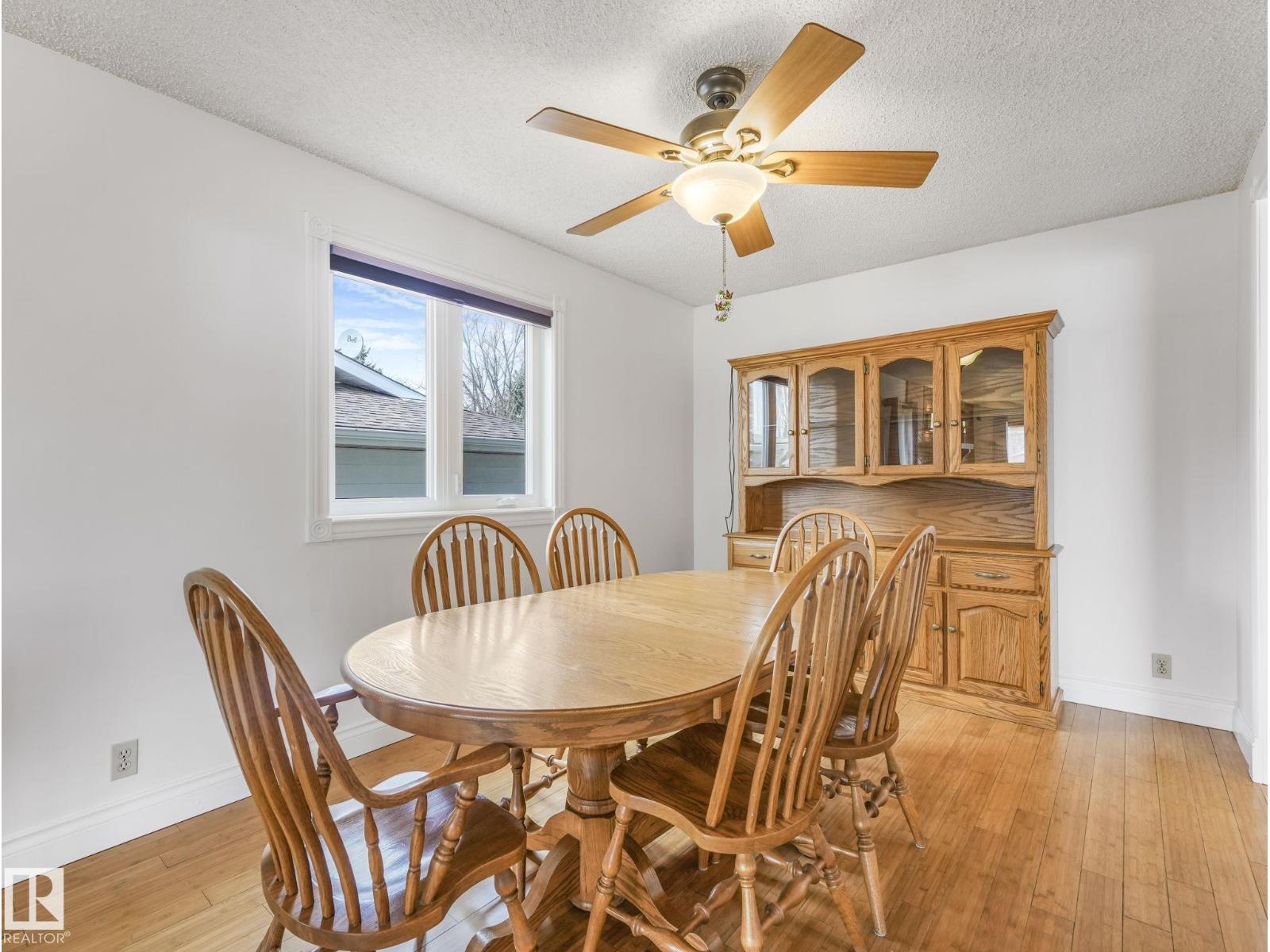 4512 20A AV NW - 9