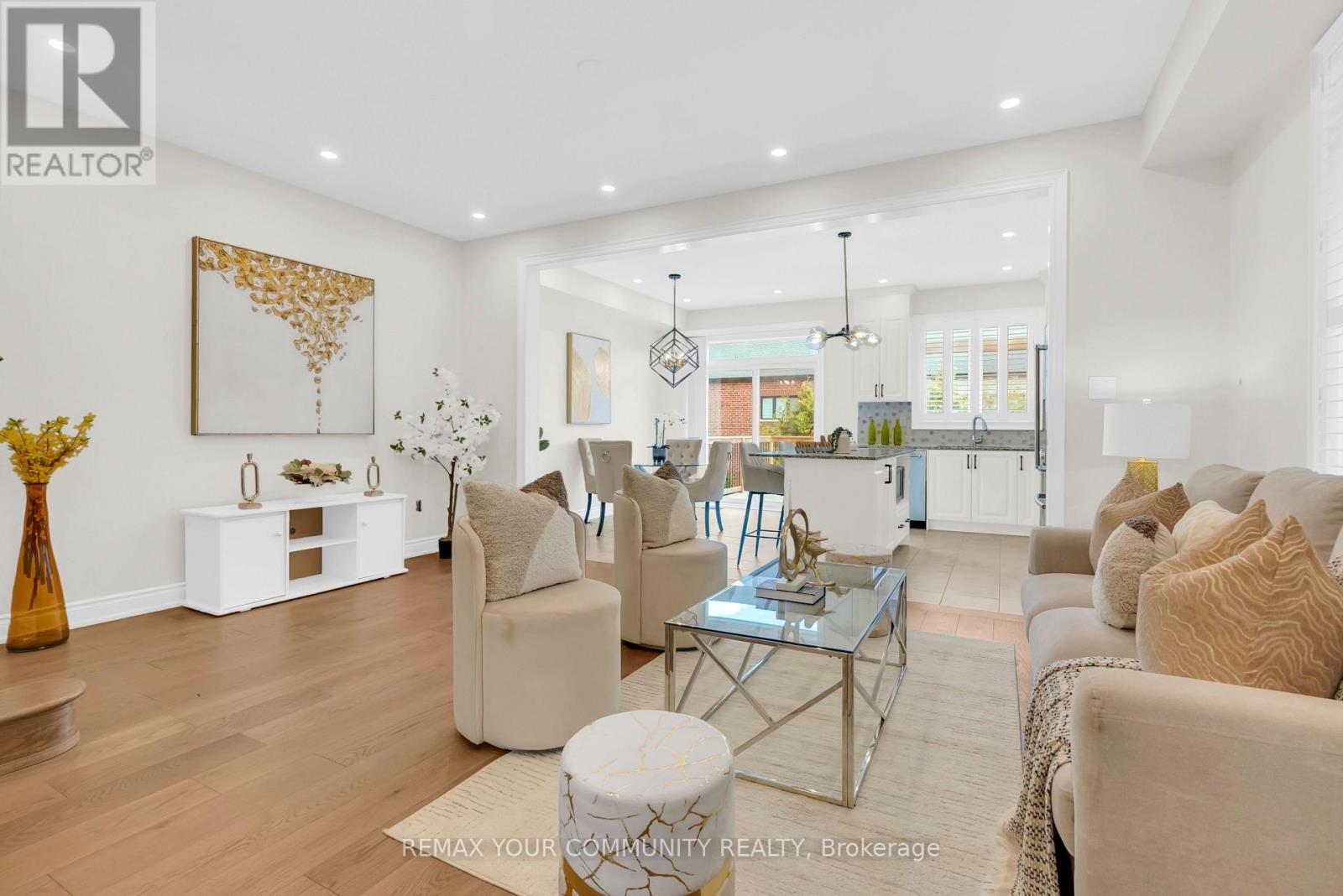 49 ZENITH AVENUE - 11