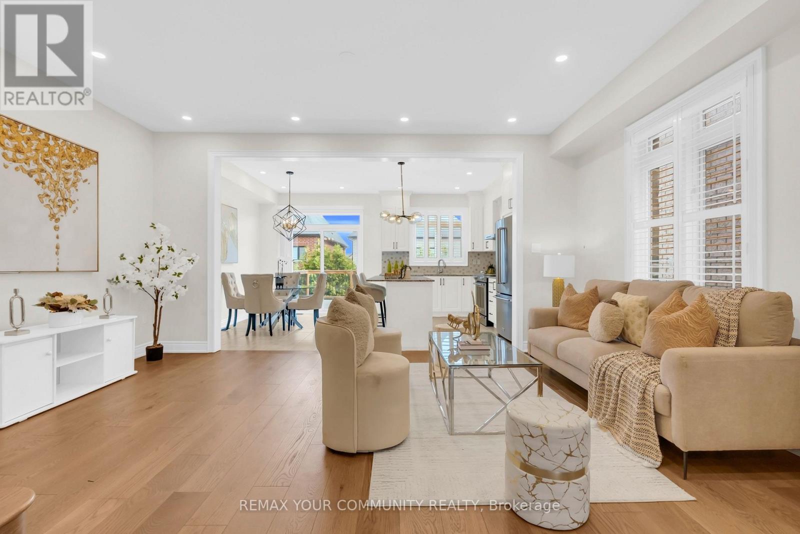 49 ZENITH AVENUE - 12