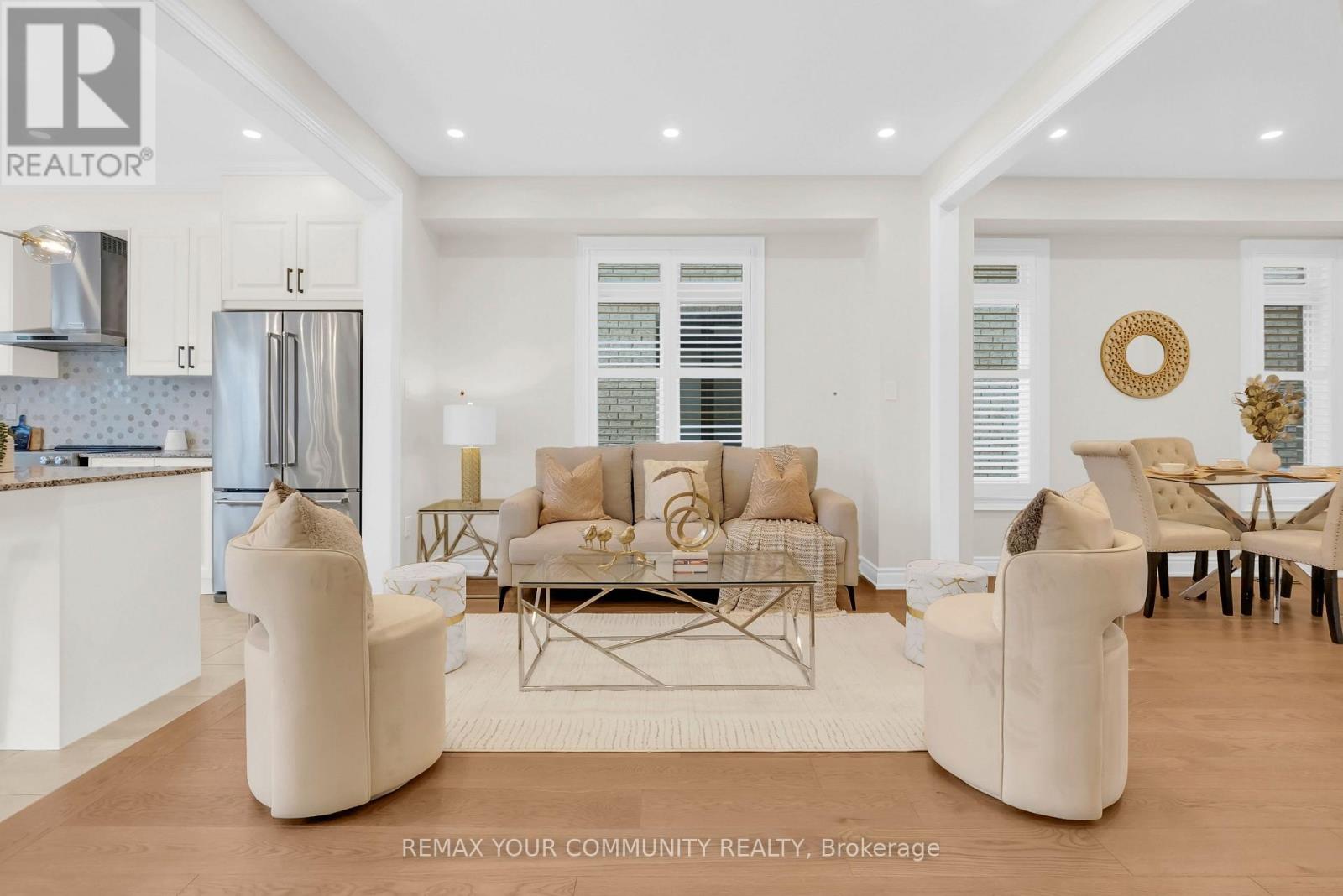 49 ZENITH AVENUE - 13