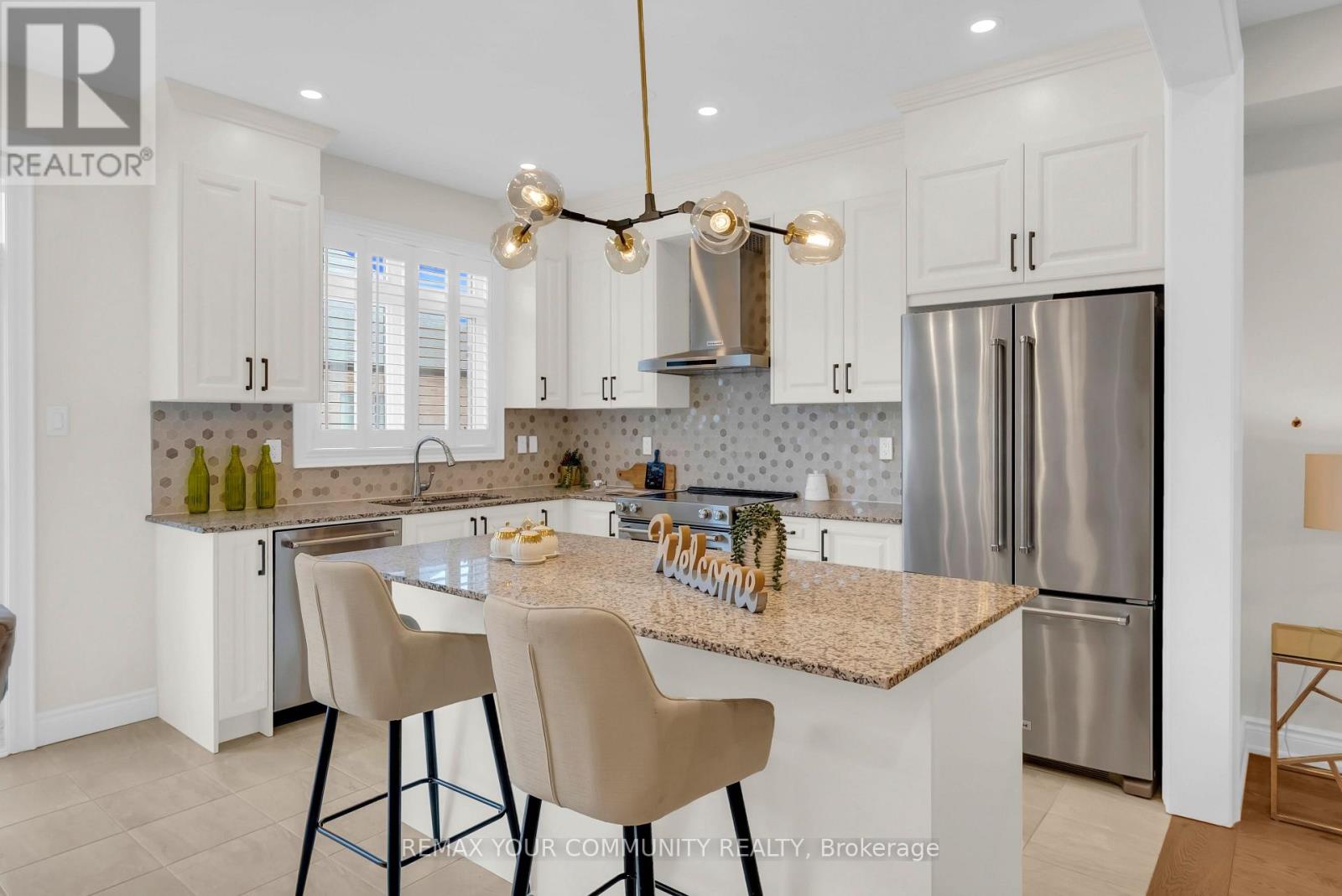 49 ZENITH AVENUE - 18