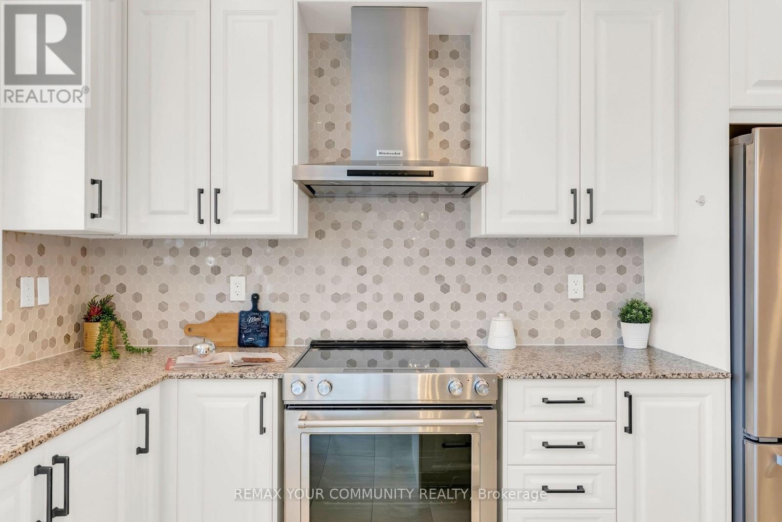 49 ZENITH AVENUE - 22