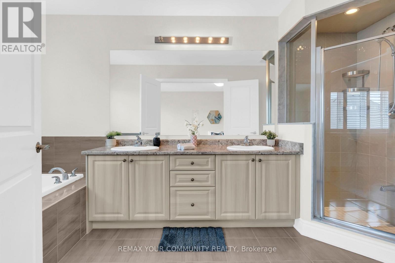 49 ZENITH AVENUE - 34