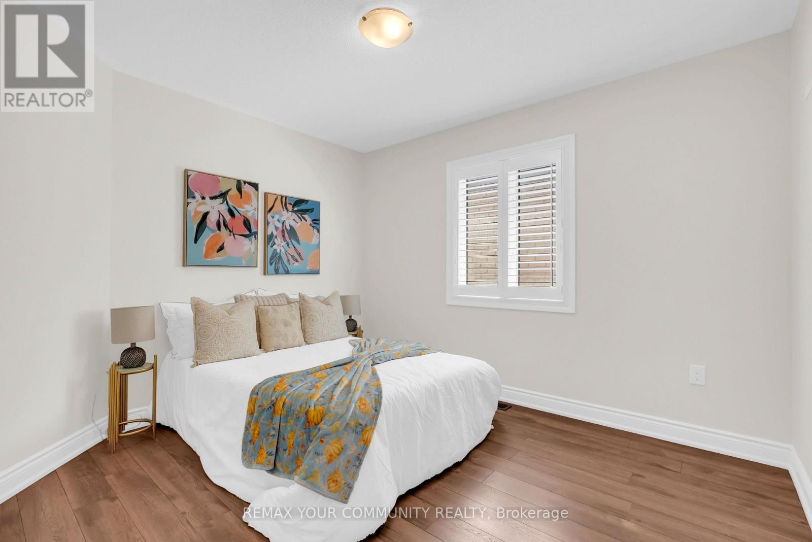49 ZENITH AVENUE - 41