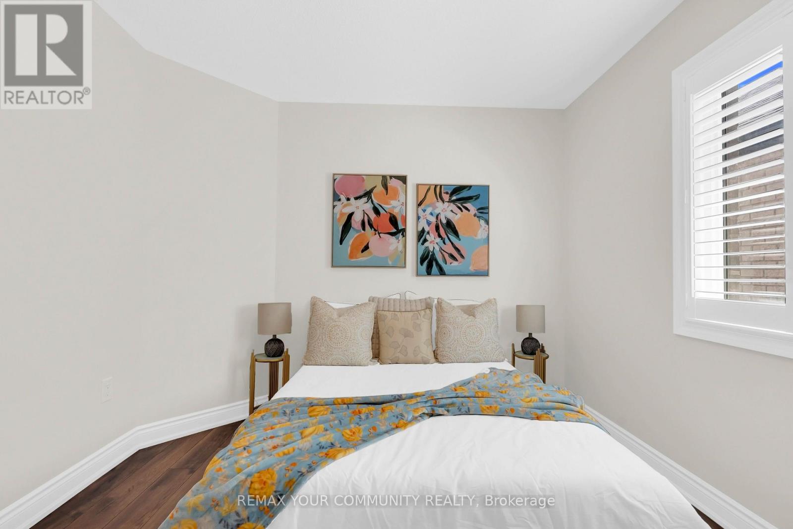 49 ZENITH AVENUE - 42