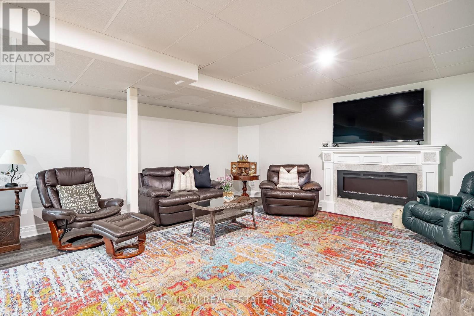 123 WAWINET STREET - Image 21