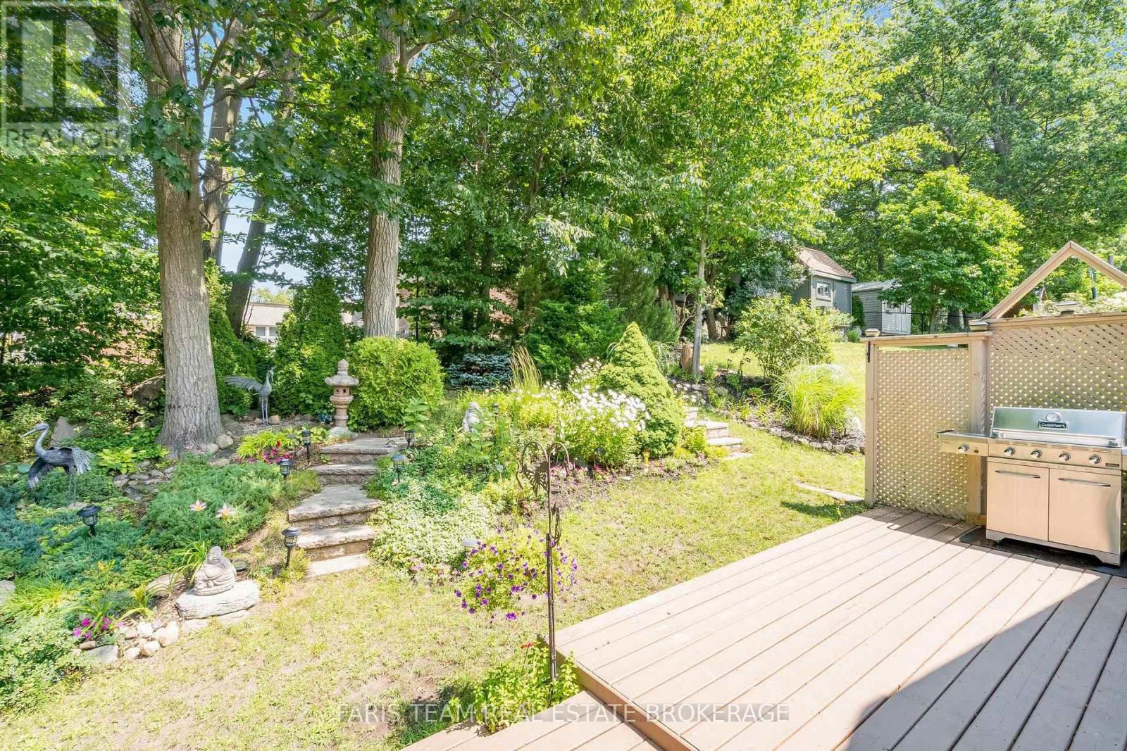 123 WAWINET STREET - Image 29