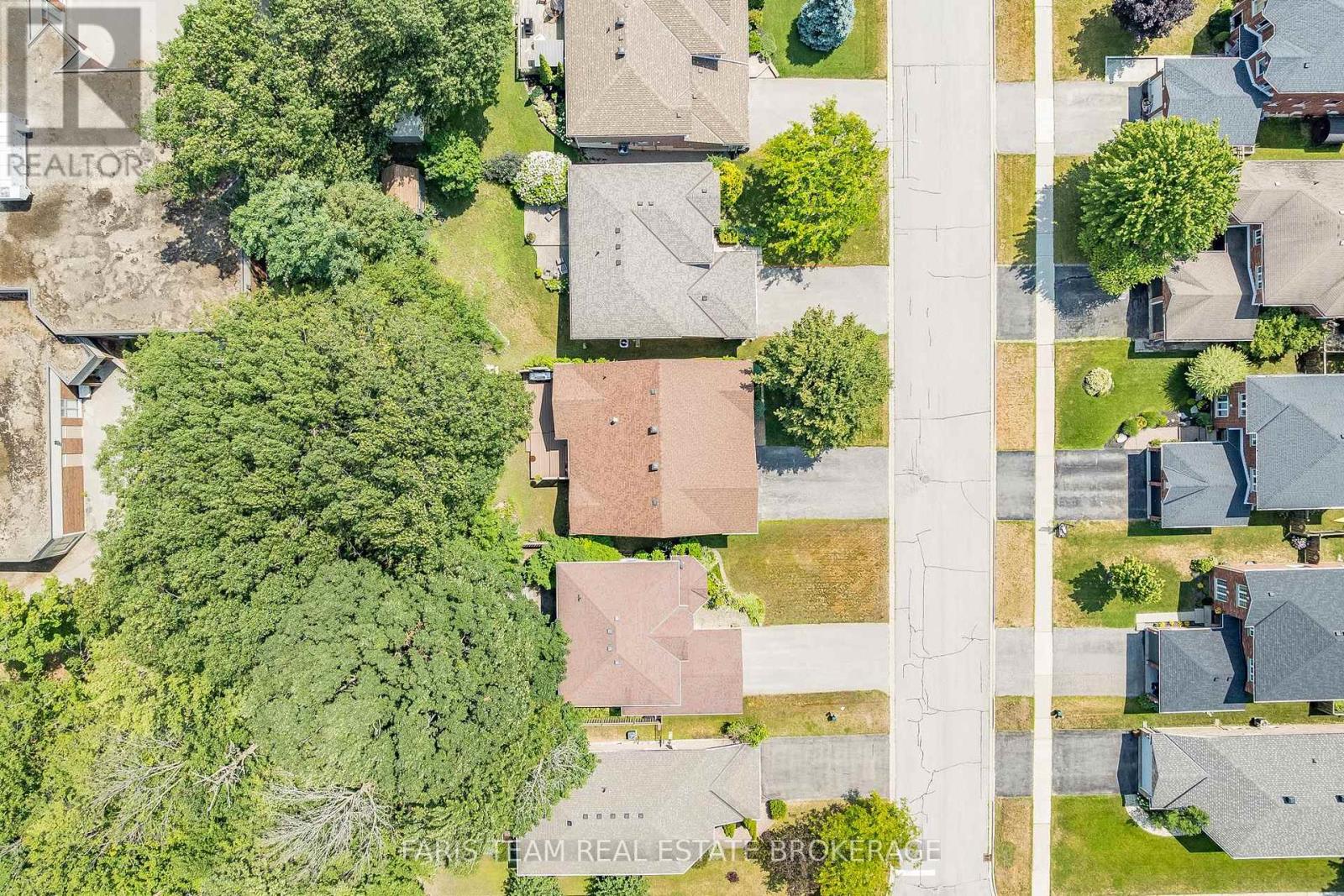 123 WAWINET STREET - Image 33