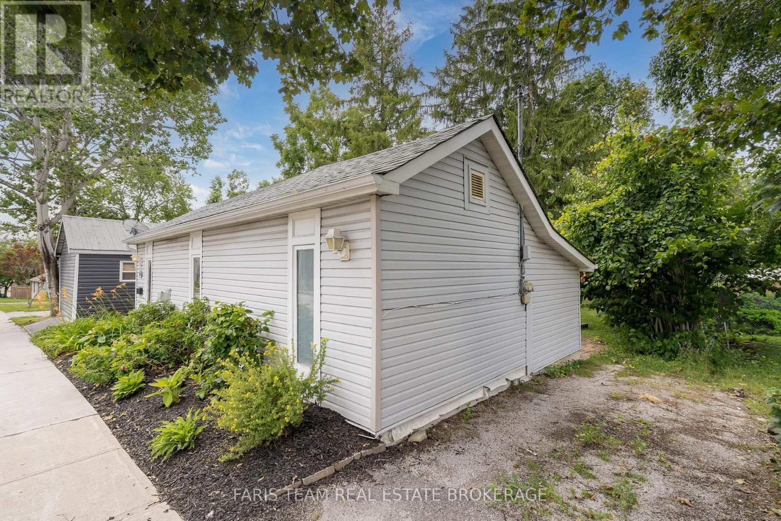 204 COX MILL ROAD - 3