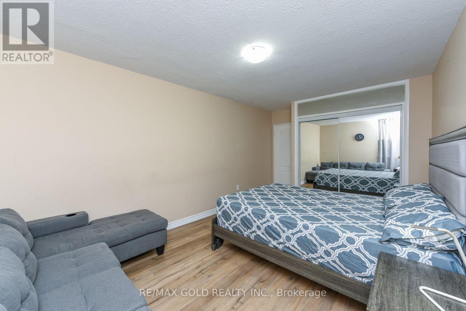 #812 2645 KIPLING AVENUE - 17
