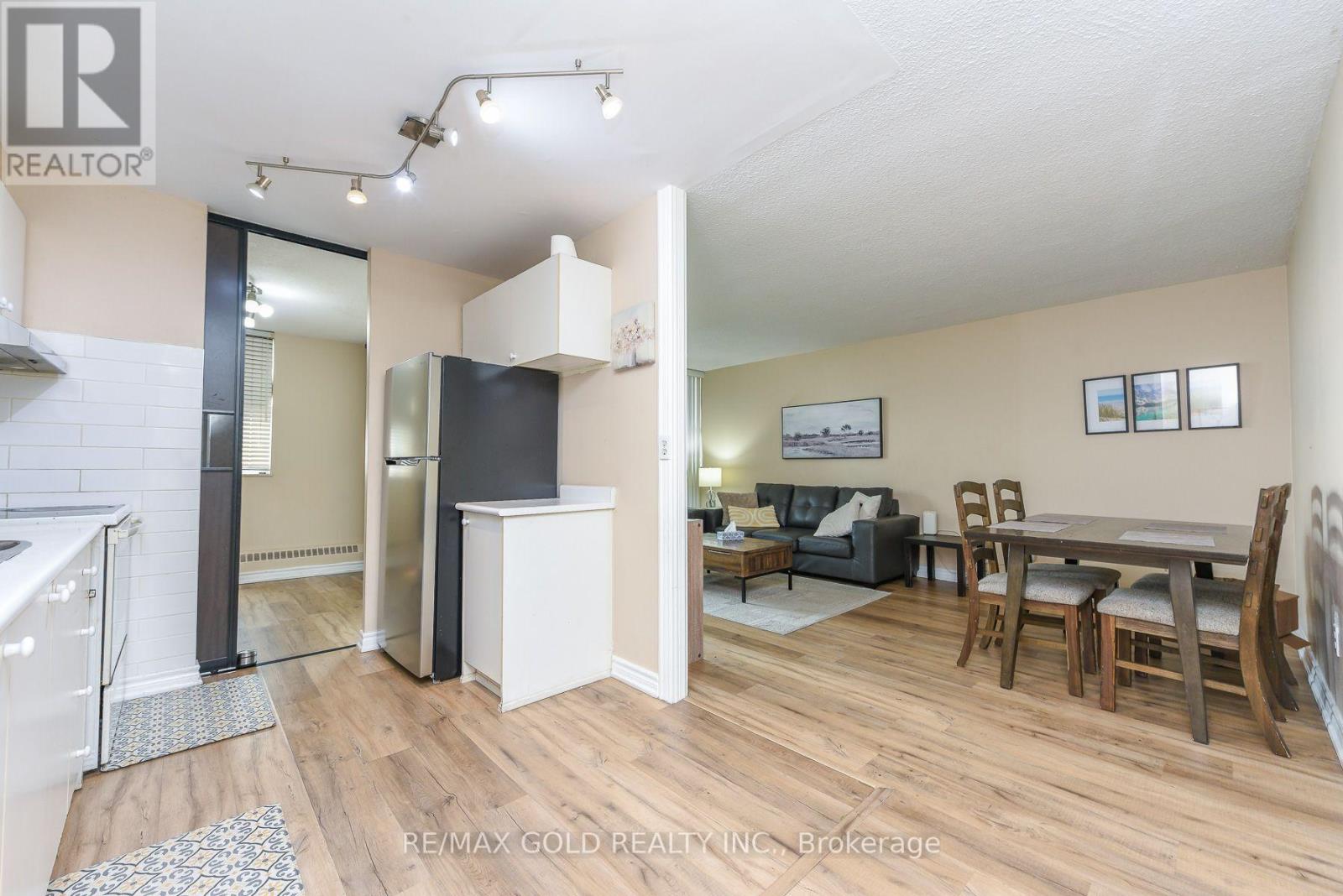 #812 2645 KIPLING AVENUE - 12