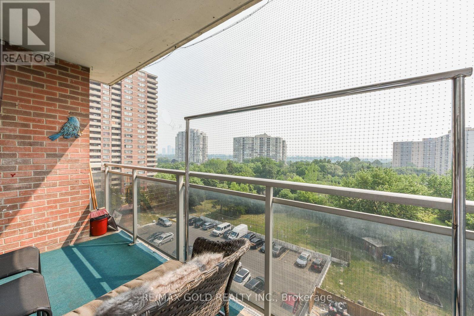 #812 2645 KIPLING AVENUE - 30