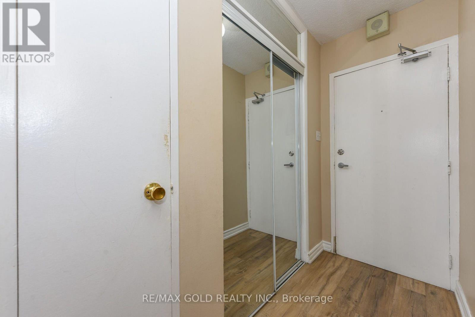 #812 2645 KIPLING AVENUE - 9