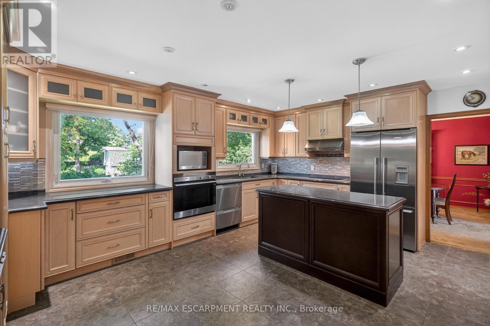 564 MOUNTAIN BROW BOULEVARD - 18
