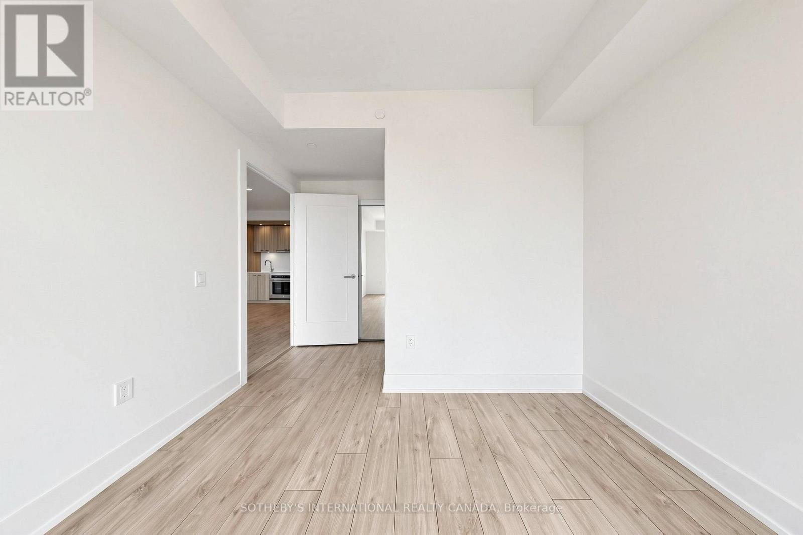 #834 858 DUPONT STREET - Image 14