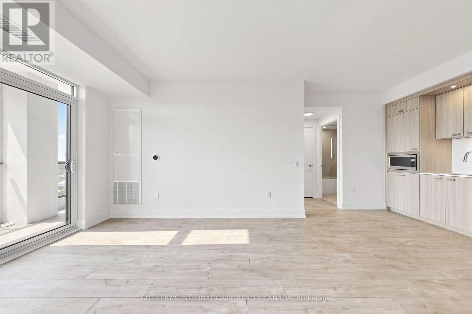 #834 858 DUPONT STREET - Image 20