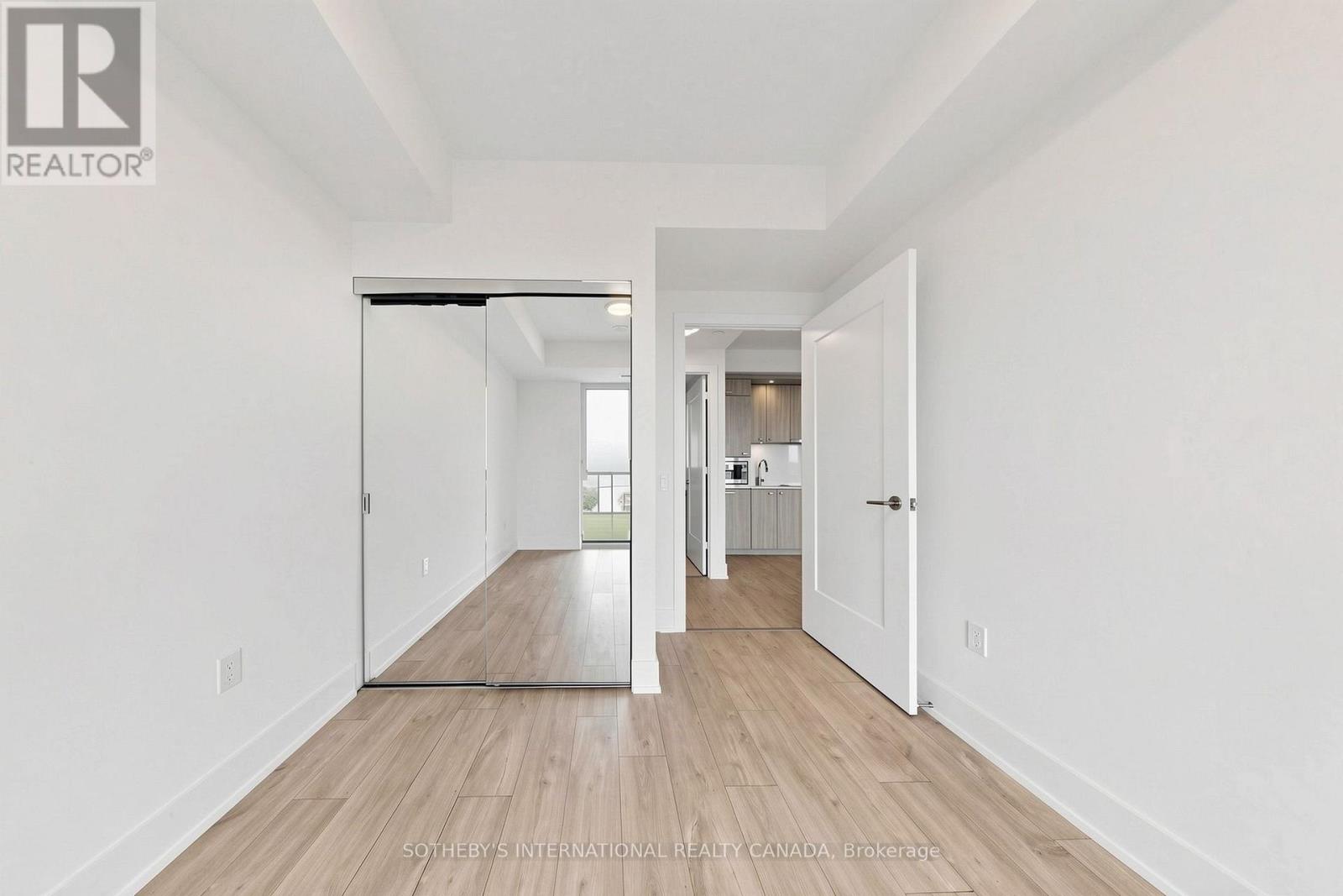 #834 858 DUPONT STREET - Image 21